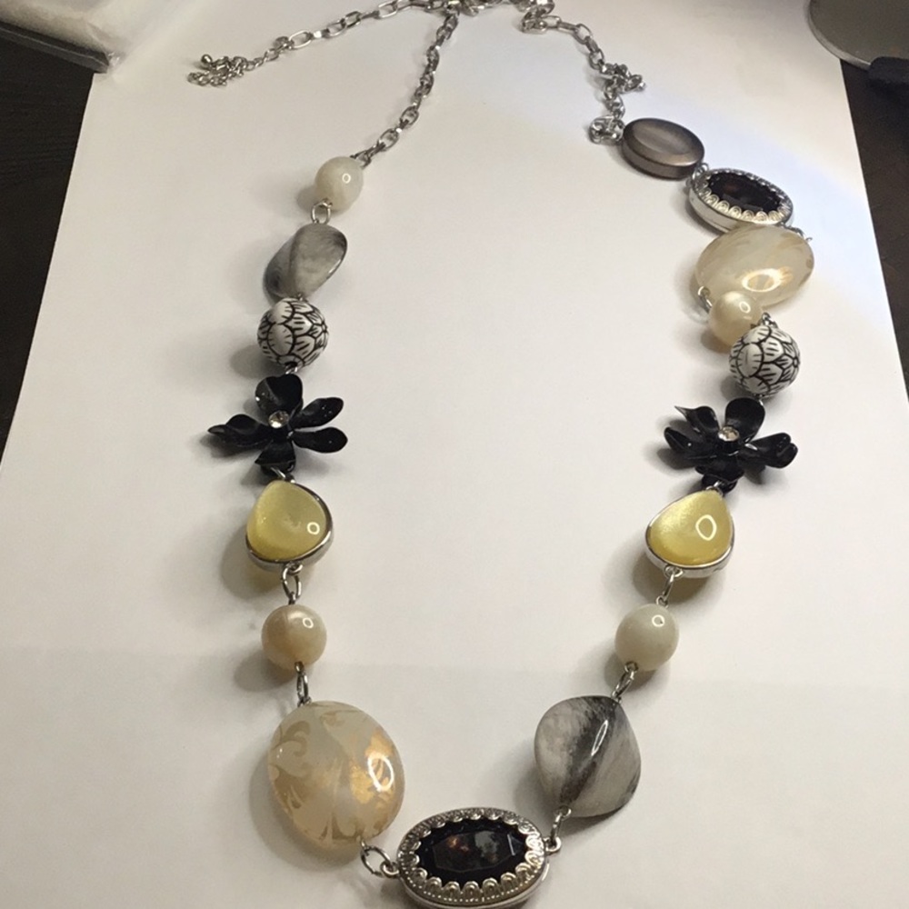 NY necklace Costume jewelry